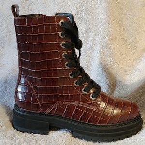 Kurt Geiger London Women's Leather Upper Rubber Outsole Brown boots